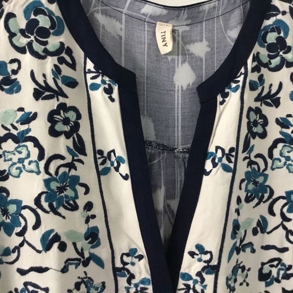 ANTHROPOLOGIE| Tiny Seleme Embroidered Shirtdress - Picture 12 of 15